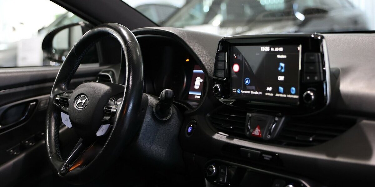 Hyundai i30 N 2.0 T-GDI N-PERFORMANCE / PANORAMA / LED 127.000 km 18.700 &euro; Hamm 59077