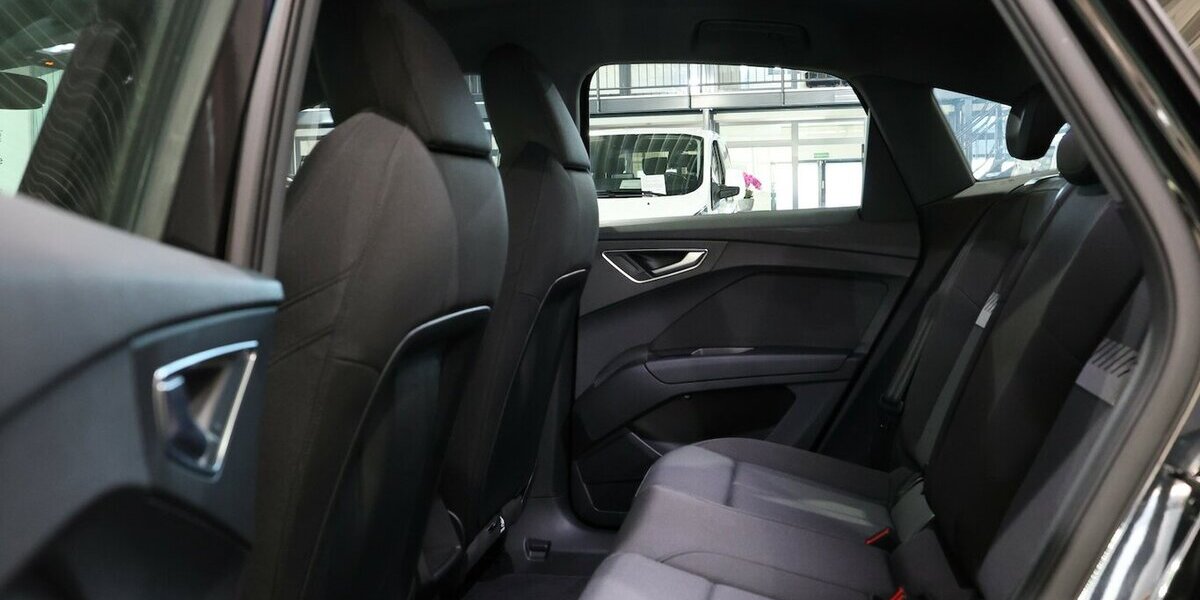 Audi Q4 e-tron 50 SPORTBACK E-TRON Q ADVANCED MATRIX 77.000 km 28.777 &euro; Hamm 59077