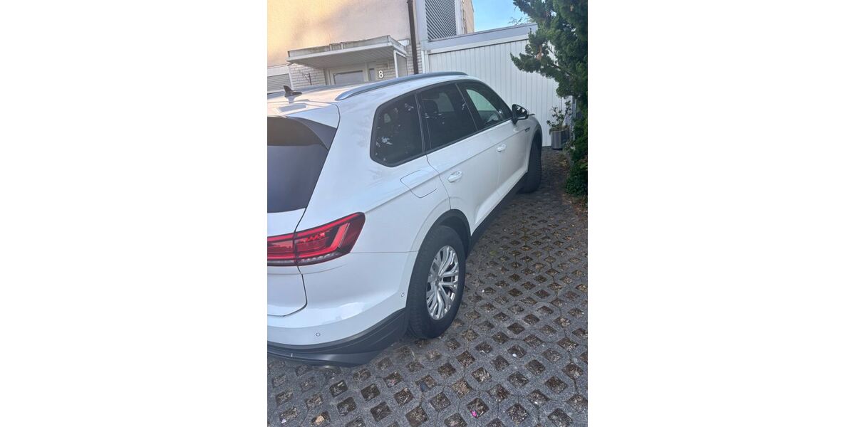 VW Touareg 129.000 km 29.990 &euro; Dortmund 44288