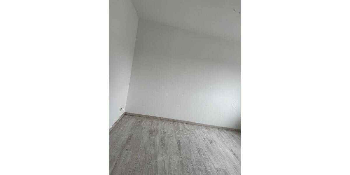 Etagenwohnung Hagen Hohenlimburg - 3 Zimmer, 84 m&sup2;, 850&euro; | Angebot:25875961