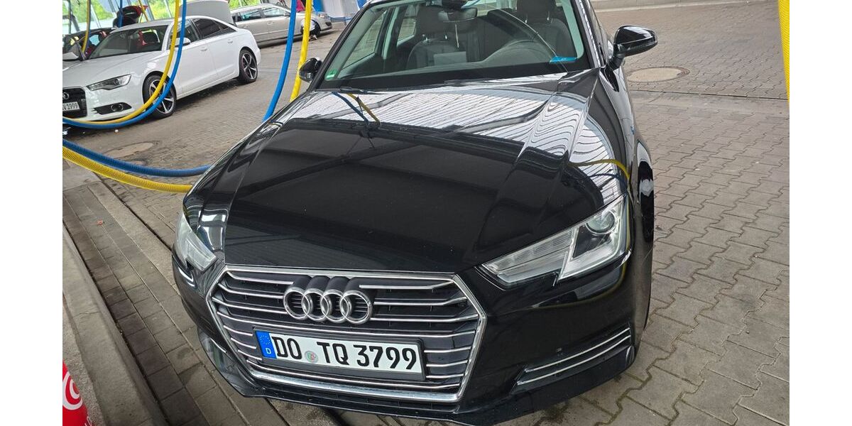 Audi A4 218.000 km 11.900 &euro; Dortmund 44369