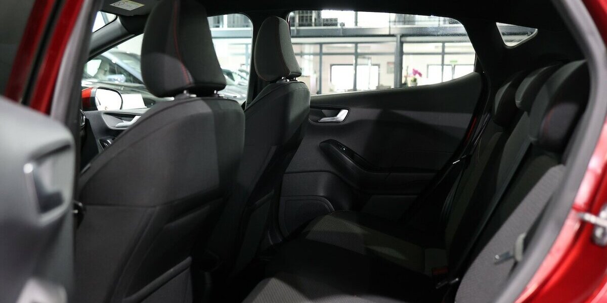 Ford Fiesta 1.0 EB ST-LINE SPORT / LED / NAVI+APPLE 89.000 km 12.444 &euro; Hamm 59077