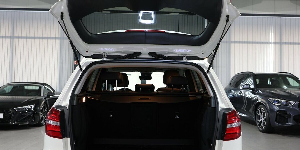 Mercedes-Benz B 200 URBAN SPORT WHITE / MATRIX-LED / LEDER 120.000 km 15.111 &euro; Hamm 59077