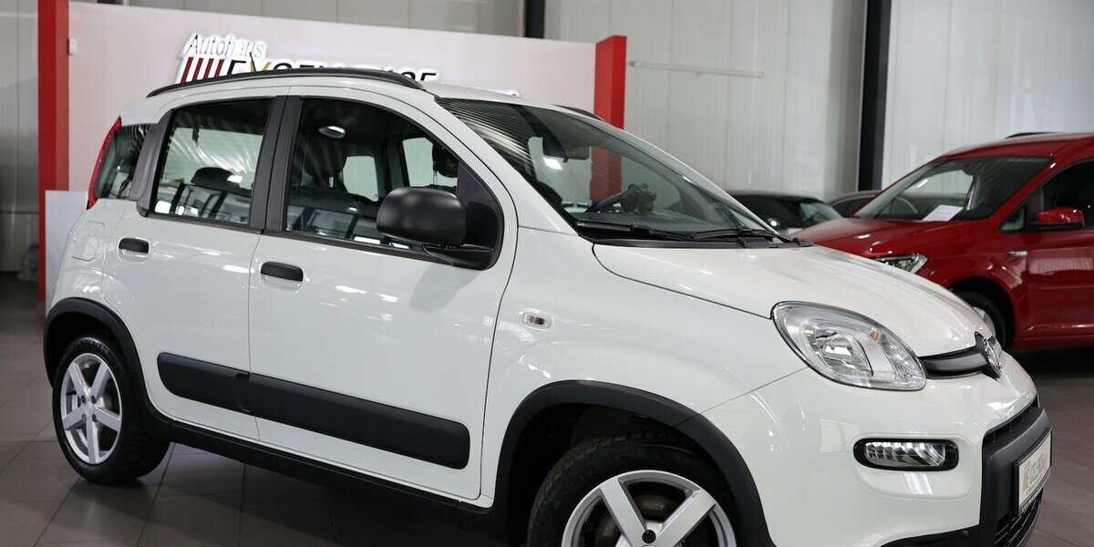Fiat Panda 1.0 Mild-Hybrid CITY LIFE WHITE / SHZ, PDC 32.000 km 11.444 &euro; Hamm 59077