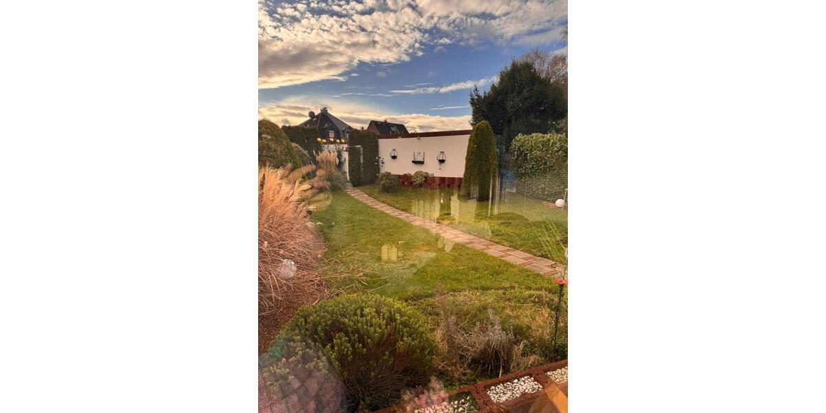 Bungalow Dortmund Brackel - 4.5 Zimmer, 100 m&sup2;, 330.000&euro; | Angebot:25900195