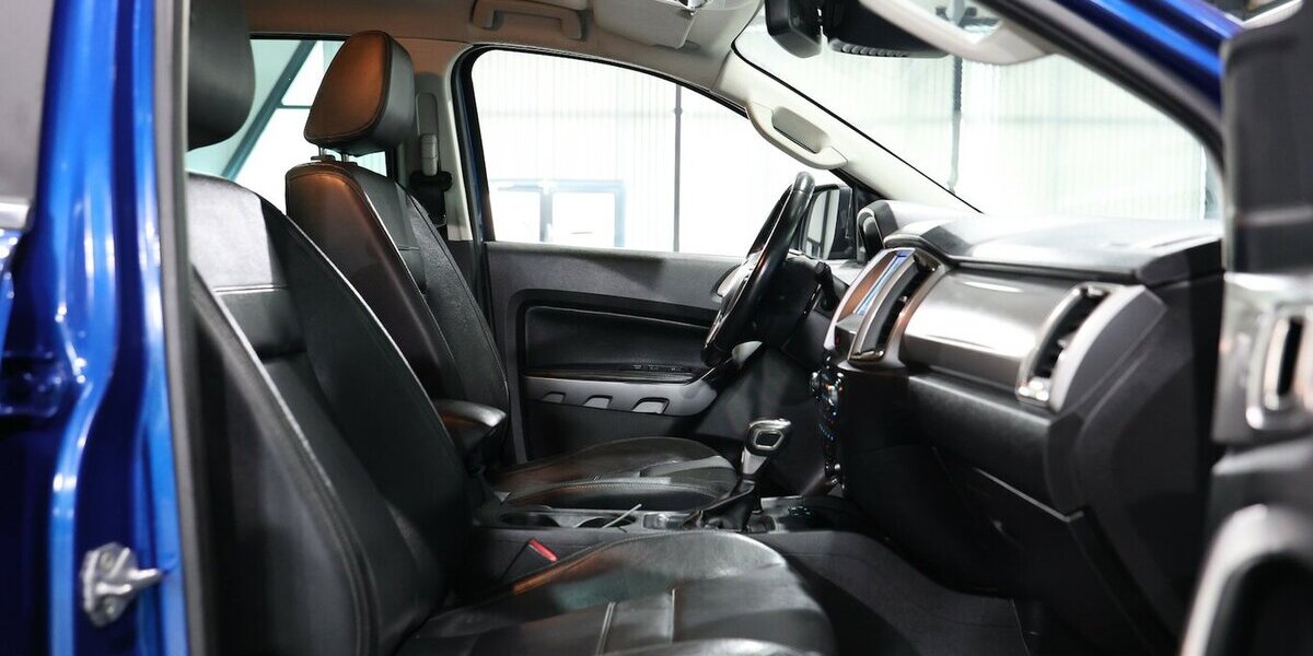 Ford Ranger 2.0 TDCI 4x4 DK LIMITED / HARDTOP / LED 144.000 km 25.444 &euro; Hamm 59077