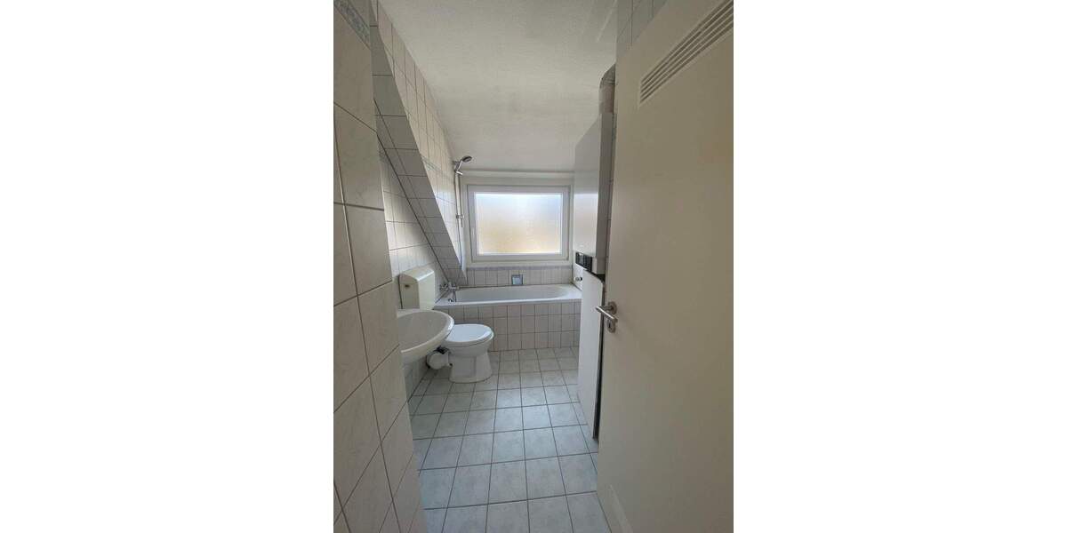 Etagenwohnung Hamm Braam-Ostwennemar - 3 Zimmer, 95 m&sup2;, 600&euro; | Angebot:25666200