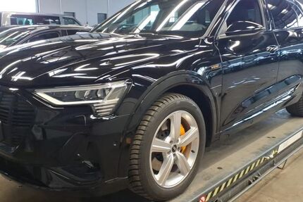 Audi e-tron 37.837 km 31.585 &euro; Hagen 58091