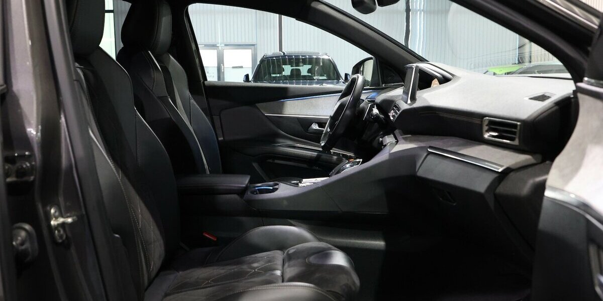 Peugeot 3008 2.0 BLUE-HDI 180 GT-LINE-SPORT / I-COCKPIT 138.000 km 18.777 &euro; Hamm 59077