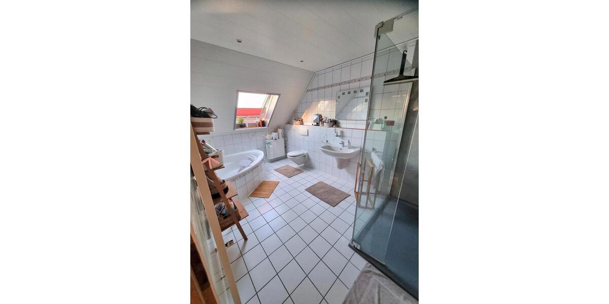 Reihenhaus Hamm Herringen - 8 Zimmer, 195 m&sup2;, 395.000&euro; | Angebot:25942927