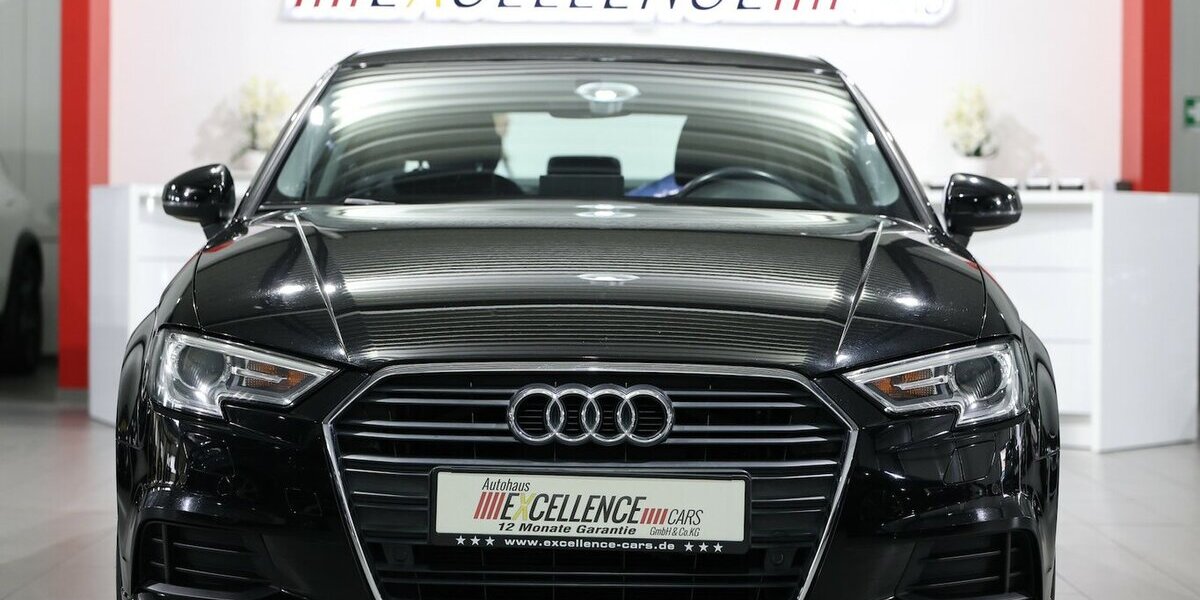 Audi A3 LIMOUSINE 1.4 TFSI BUSINESS / VIRTUAL-COCKPIT 119.000 km 16.555 &euro; Hamm 59077