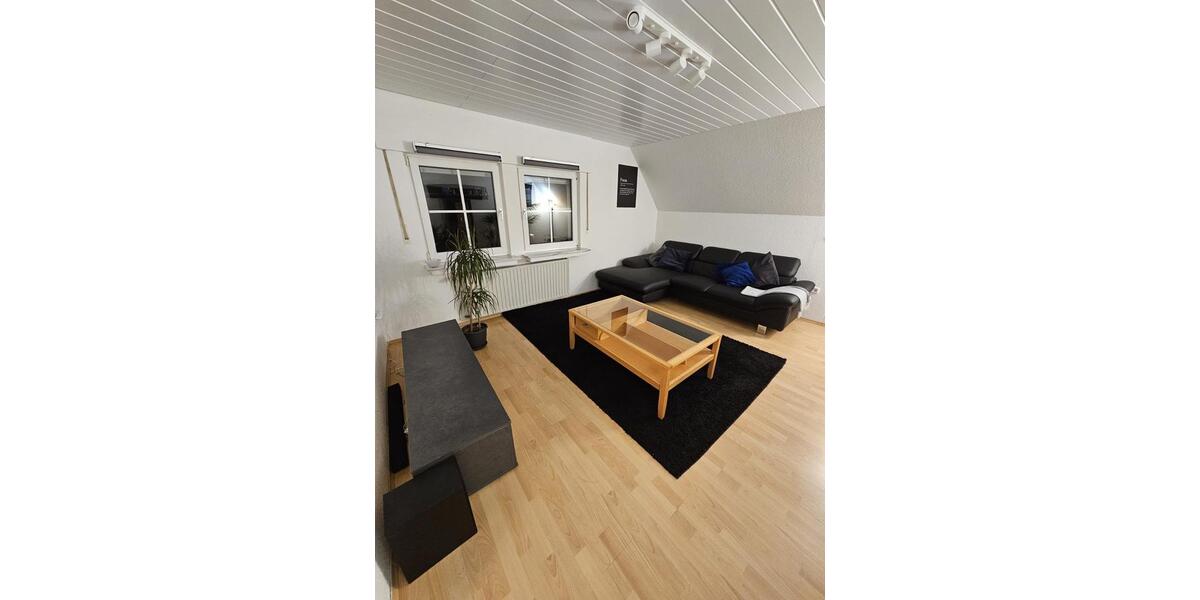 Dachgeschoßwohnung Lünen Alstedde - 4 Zimmer, 80 m&sup2;, 590&euro; | Angebot:26549535