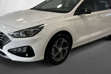 Hyundai i30 22.575 km 16.990 &euro; Castrop-Rauxel 44575