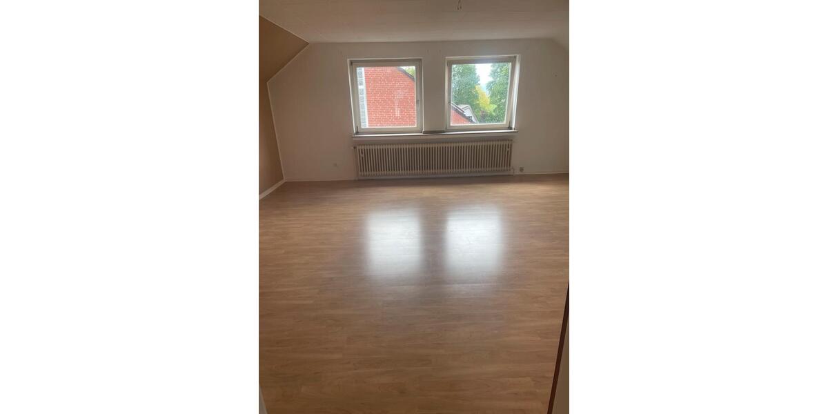 Etagenwohnung Lünen Brambauer - 3 Zimmer, 81 m&sup2;, 775&euro; | Angebot:26596485