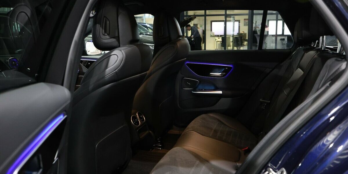 Mercedes-Benz C 220 d T AMG-LINE SPORT NIGHT MATRIX DISTRONIC+ 55.000 km 36.992 &euro; Hamm 59077