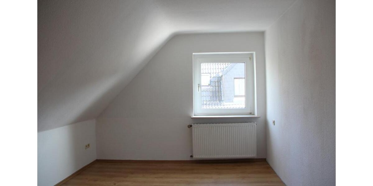 Dachgeschoßwohnung Dortmund Mengede - 2 Zimmer, 57 m&sup2;, 484&euro; | Angebot:25942455