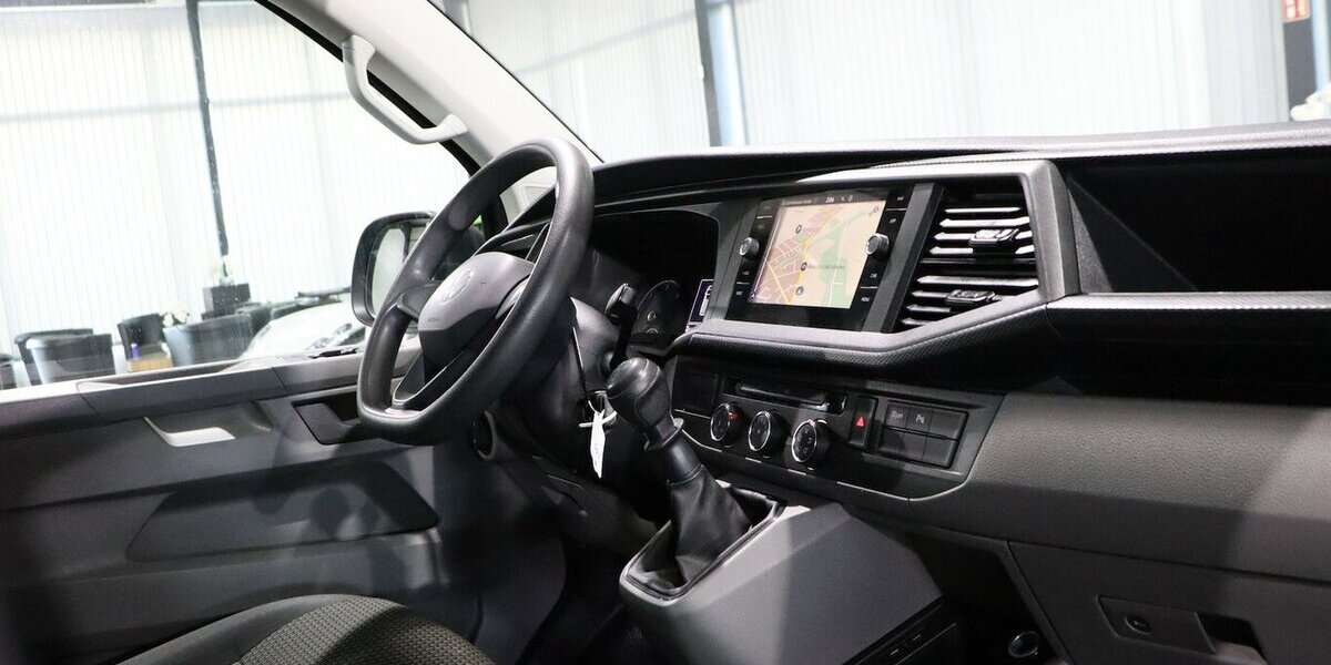 VW T6.1 Transporter KOMBI 2.0 TDI 9-SITZER / GREY 84.000 km 26.555 &euro; Hamm 59077