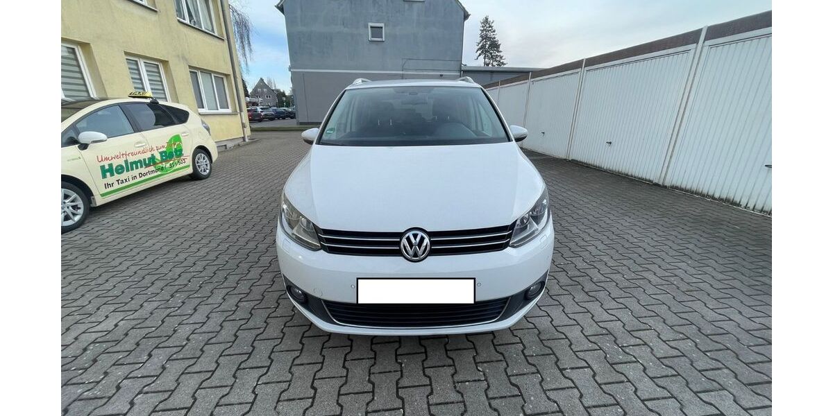 VW Touran 124.000 km 9.500 &euro; Dortmund 44359