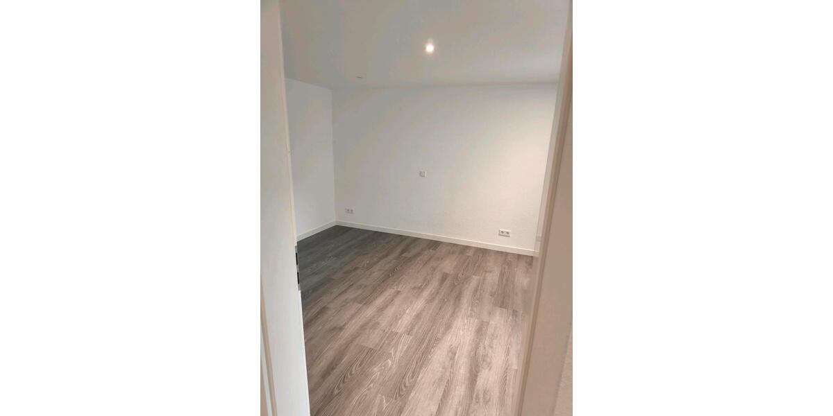 Dachgeschoßwohnung Hamm Berge - 3 Zimmer, 60 m&sup2;, 650&euro; | Angebot:25404186