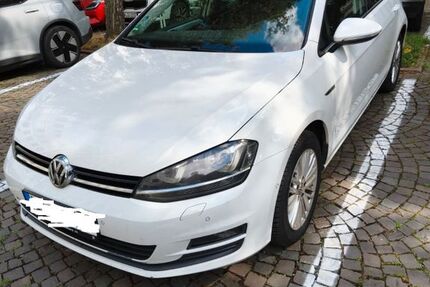 VW Golf 208.000 km 7.499 &euro; Lünen 44534