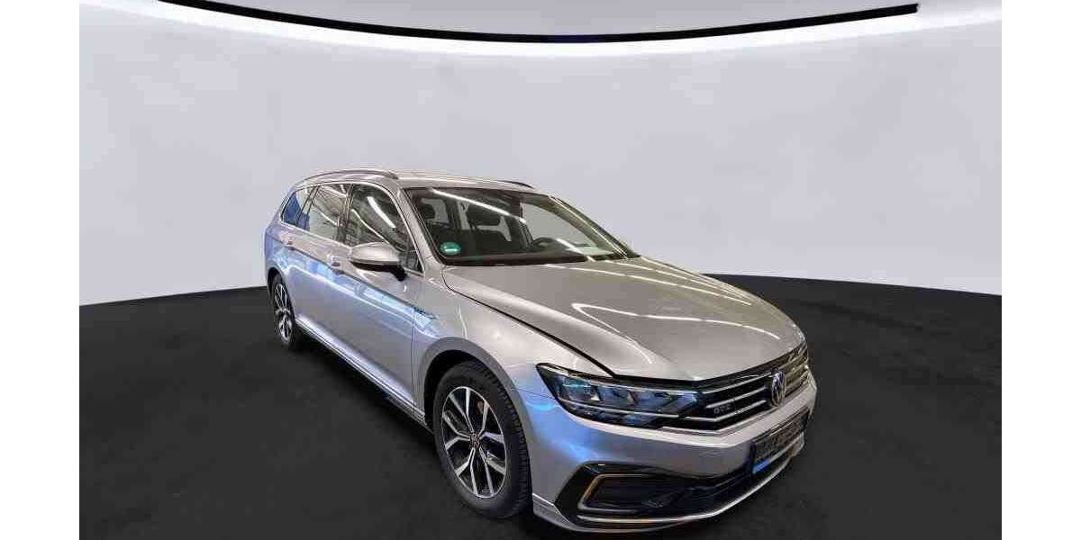 VW Passat Variant GTE 1.4 eHybrid DSG NAVI AHK KAMERA 91.930 km 21.988 &euro; Bergkamen 59192
