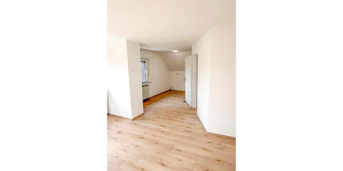 Dachgeschoßwohnung Wickede (Ruhr) - 3 Zimmer, 55 m&sup2;, 695&euro; | Angebot:26534182