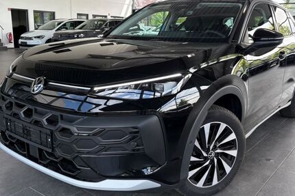 VW T-Roc 7.900 km 33.570 &euro; Lünen 44536