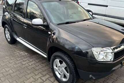 Dacia Duster 127.000 km 5.890 &euro; Dortmund 44319