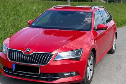 Skoda Superb 103.000 km 22.500 &euro; Castrop-Rauxel 44581