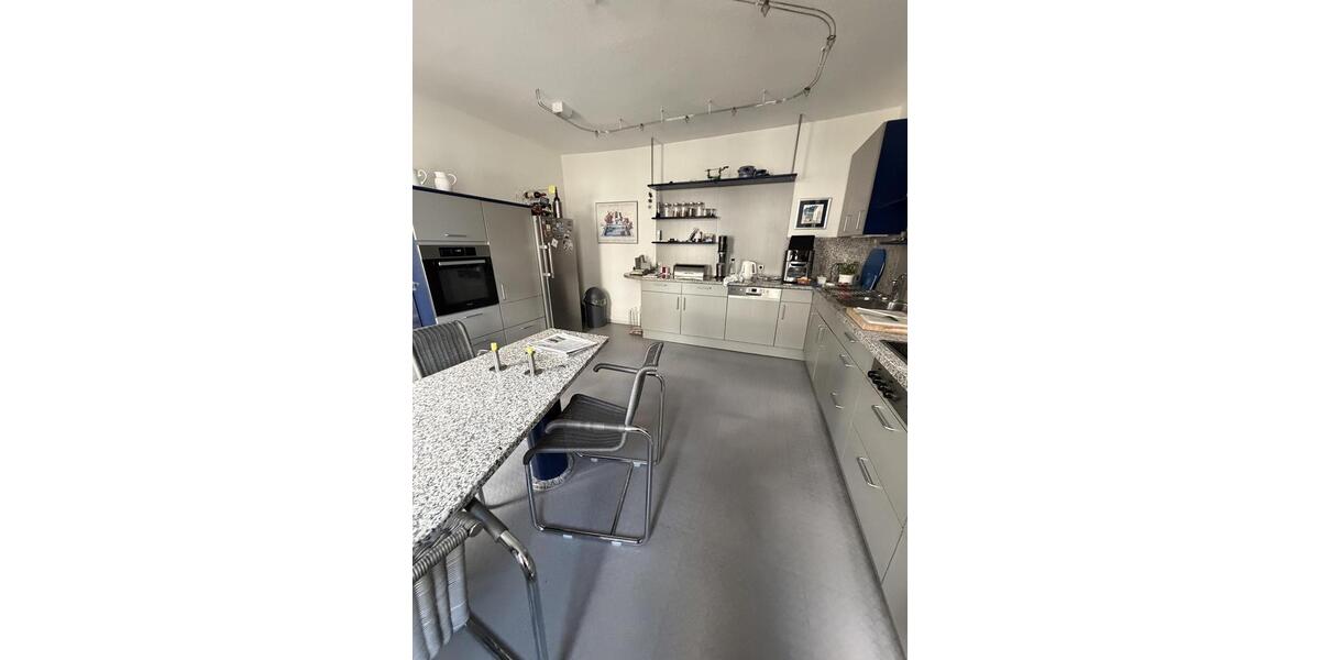 Einfamilienhaus Witten - 8 Zimmer, 220 m&sup2;, 1.850&euro; | Angebot:26621598