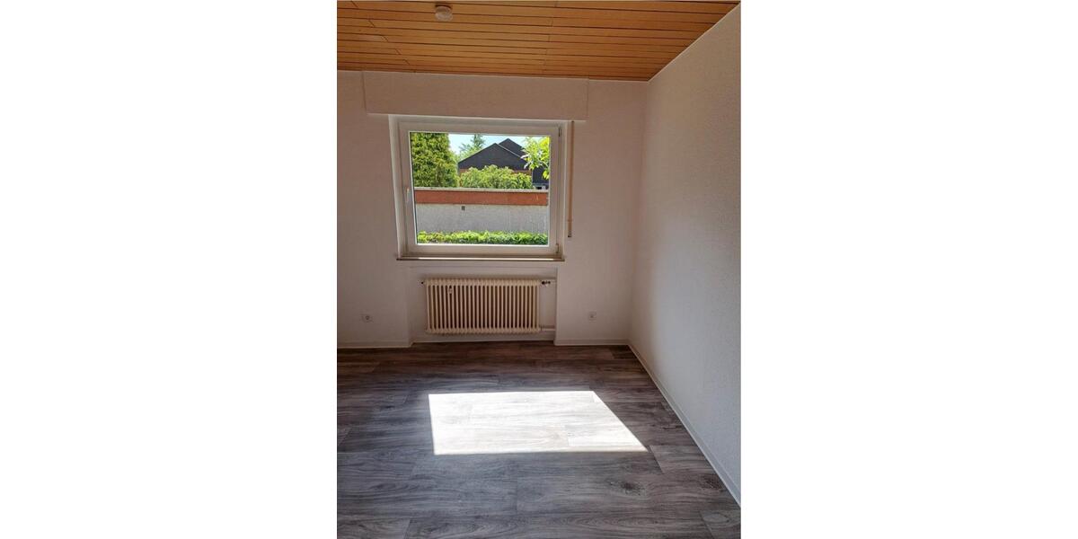 Hochparterre Ahlen Dolberg - 3.5 Zimmer, 94 m&sup2;, 1.000&euro; | Angebot:25658359