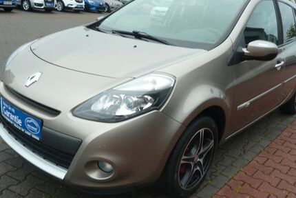 Renault Clio 96.000 km 5.980 &euro; Hamm 59073