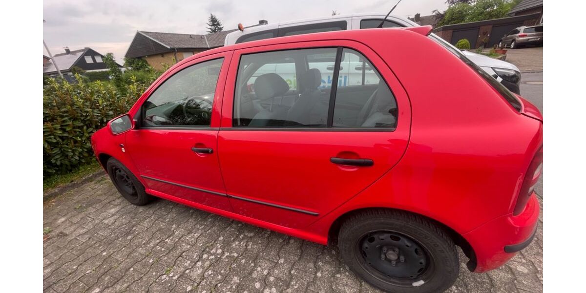Skoda Fabia 107.000 km 2.100 &euro; Hamm 59071