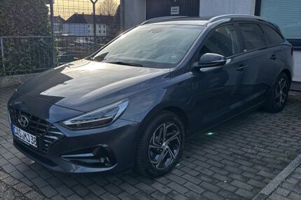 Hyundai i30 108.000 km 13.100 &euro; Castrop Rauxel 44577
