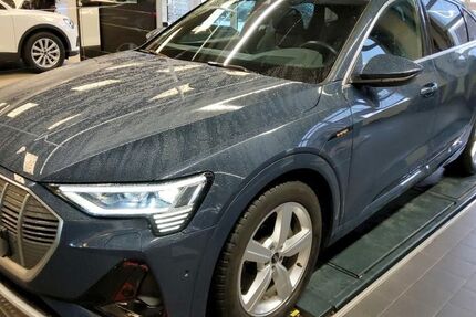 Audi e-tron 54.326 km 34.050 &euro; Hagen 58091
