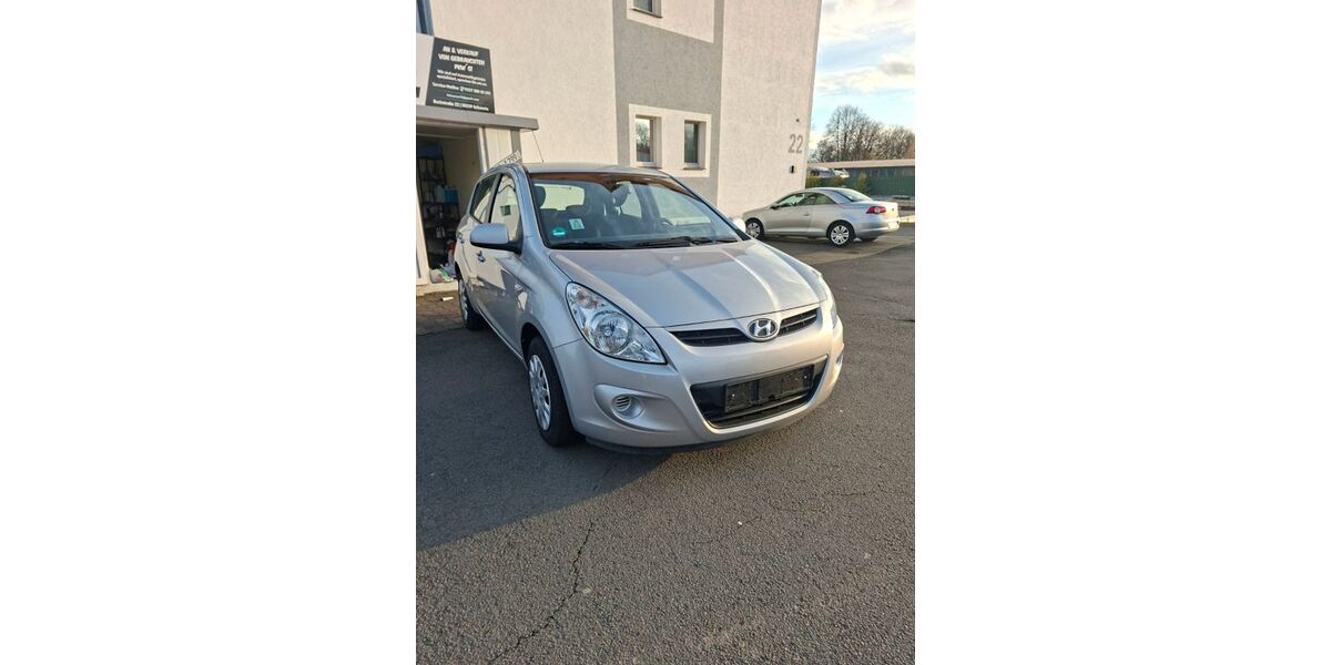 Hyundai i20 35.000 km 5.599 &euro; Schwerte 58239