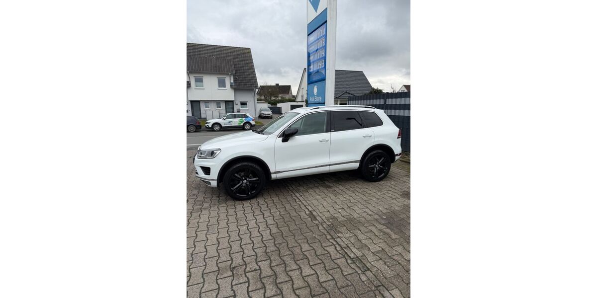 VW Touareg 282.000 km 17.500 &euro; Hamm 59065