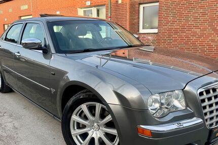 Chrysler 300C 149.950 km 8.900 &euro; Ahlen 59229