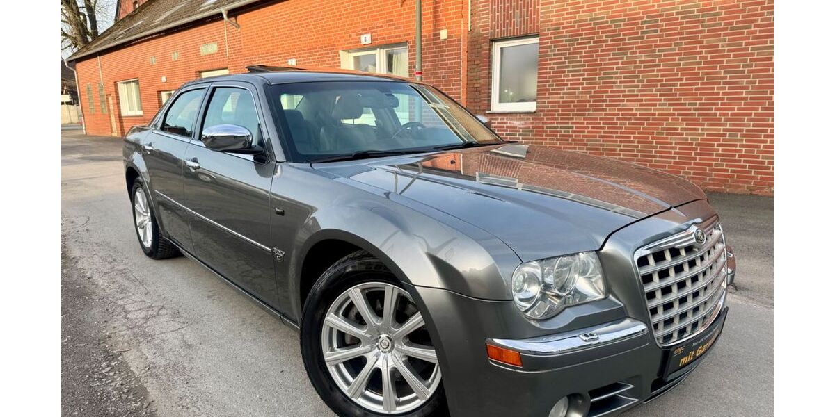 Chrysler 300C 149.950 km 8.900 &euro; Ahlen 59229