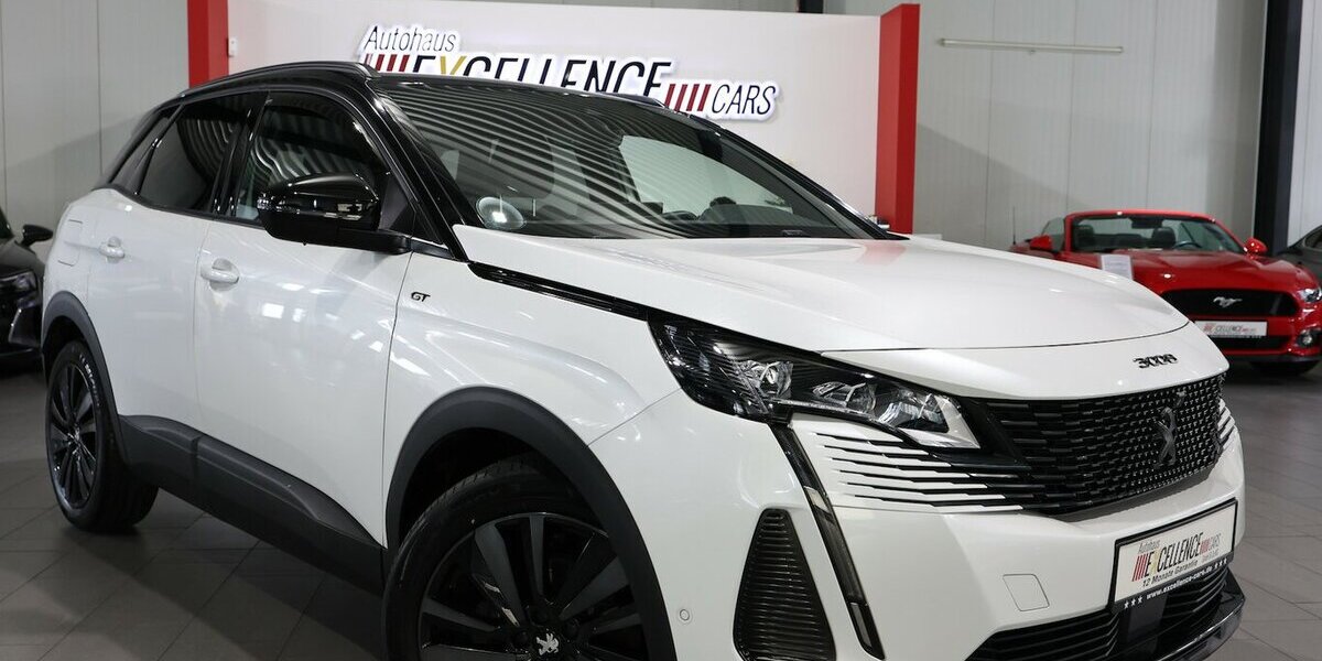 Peugeot 3008 BLUE-HDI GT-SPORT / WHITE & BLACK / SCHÖN 56.000 km 21.555 &euro; Hamm 59077