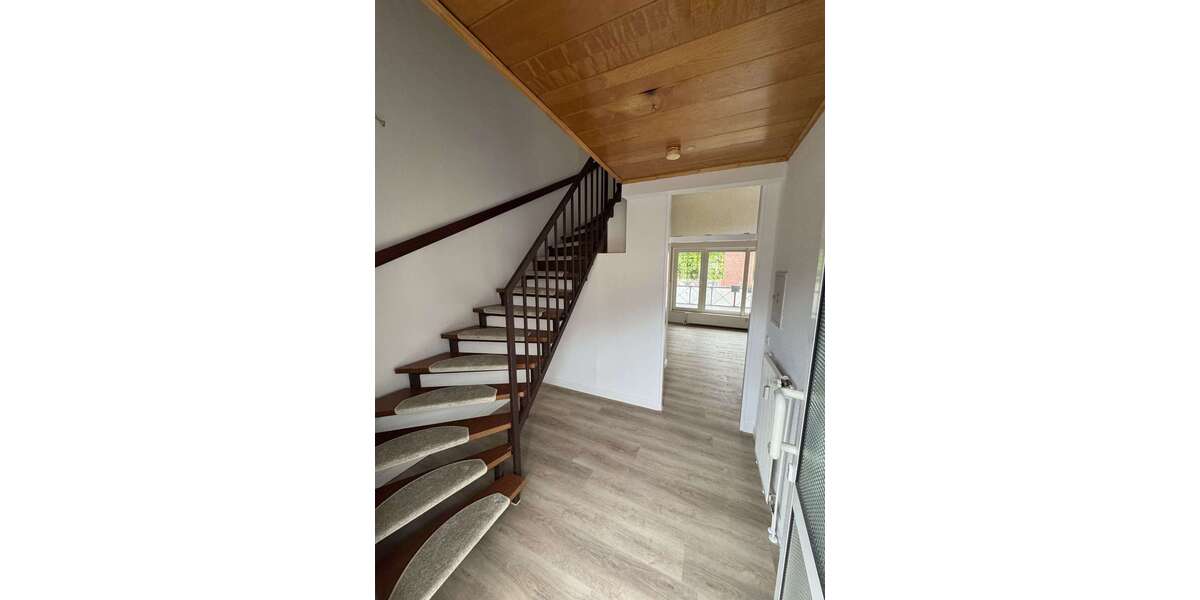 Etagenwohnung Witten - 4.5 Zimmer, 100 m&sup2;, 1.145&euro; | Angebot:24601582