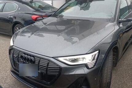 Audi e-tron 76.811 km 40.760 &euro; Hagen 58091