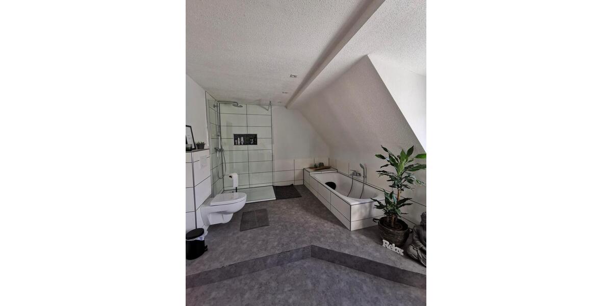 Doppelhaushälfte Werl - 5 Zimmer, 120 m&sup2;, 300.000&euro; | Angebot:24793981