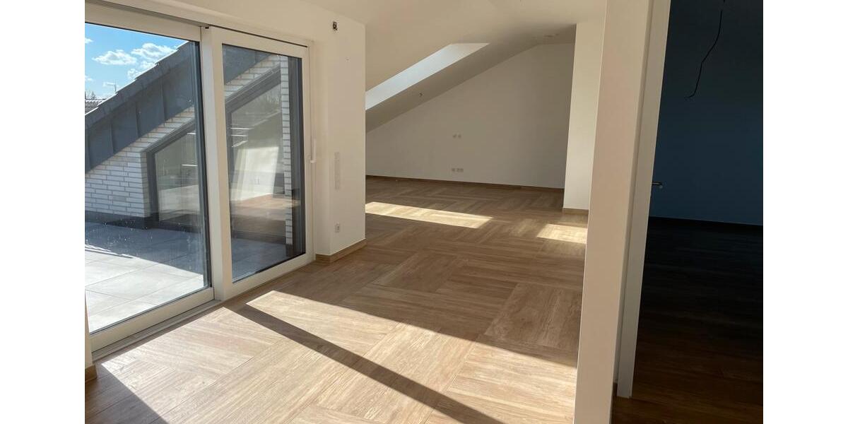Dachgeschoßwohnung Ahlen - 4 Zimmer, 153 m&sup2;, 1.800&euro; | Angebot:24815718