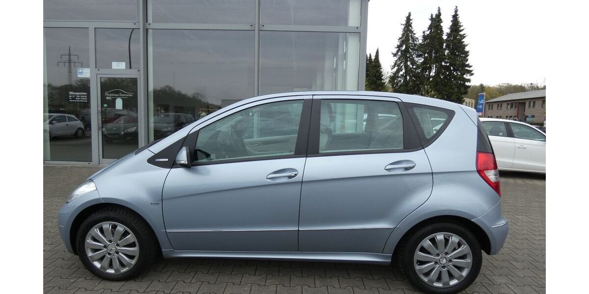 Mercedes-Benz A 180 84.000 km 5.790 &euro; Bergkamen 59192