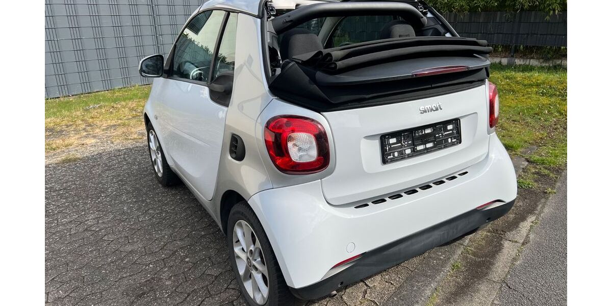 Smart ForTwo 71.700 km 8.900 &euro; Castrop-Rauxel 44577