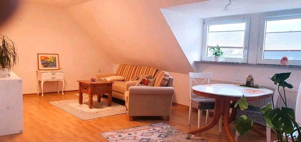 Dachgeschoßwohnung Holzwickede - 3 Zimmer, 80 m&sup2;, 420&euro; | Angebot:25974923