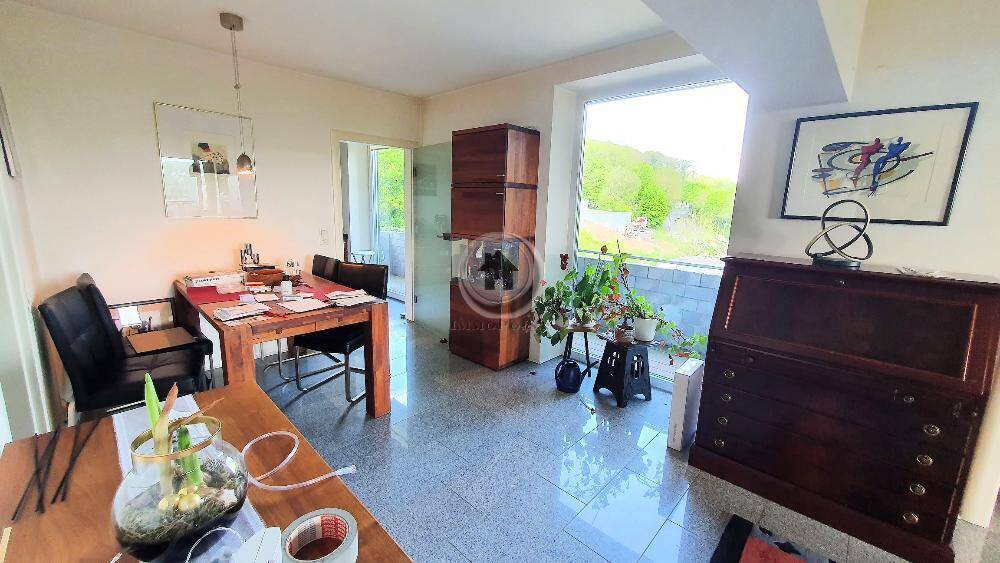 Etagenwohnung Hagen Hohenlimburg - 3 Zimmer, 110 m&sup2;, 240.000&euro; | Angebot:25671100