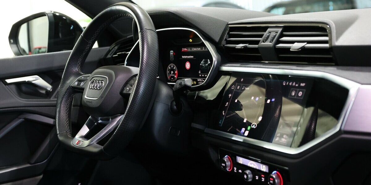 Audi Q3 40 TDI QUATTRO S-LINE SPORT BLACK MATRIX-LED 172.000 km 27.333 &euro; Hamm 59077