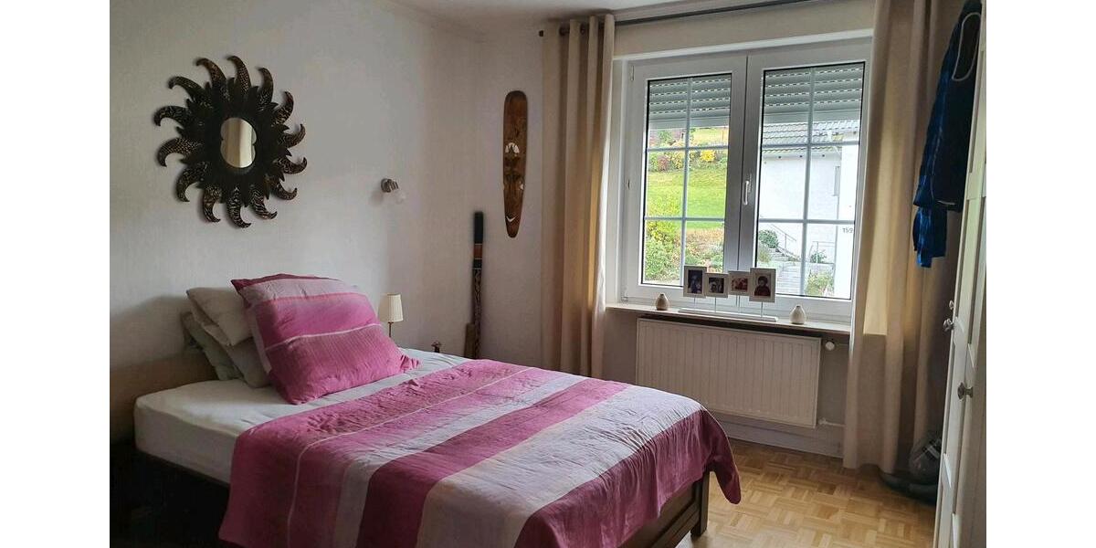 Einfamilienhaus Iserlohn Grüne - 9 Zimmer, 170 m&sup2;, 450.000&euro; | Angebot:26412458